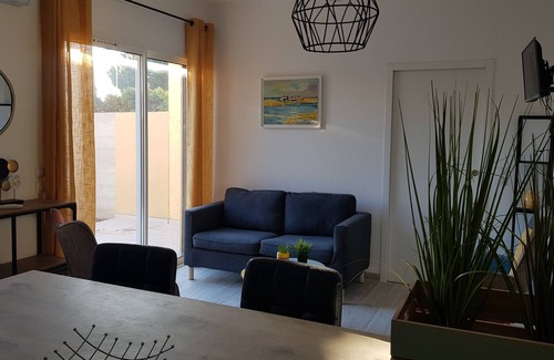 Canet-en-Roussillon House | Maison Canétoise