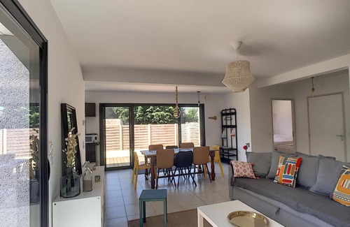 Carolles House | Maison Carolles, 4 pièces, 6 personnes - FR-1-361-345