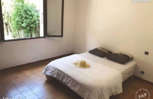 Ponteilla House | Maison Catalane Arboré, Piscine Privée, Paisible, Proche mer