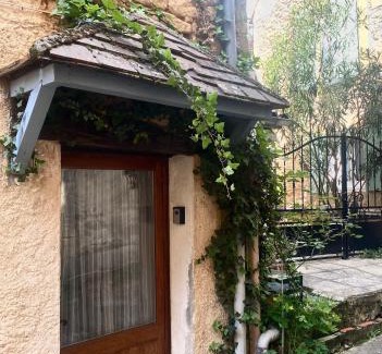 Sarlat-la-Caneda Historic Center House | Maison Centre Historique