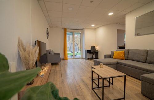 Challans House | Maison centre ville 50m2 - Jardin - L'atlas Zen