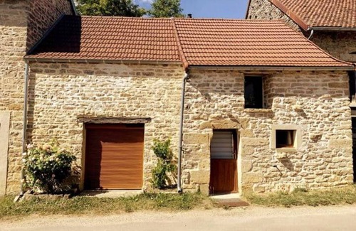 Savigny-sous-Malain House | Maison Chaleureuse Avec SPA