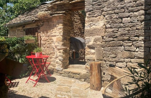 Savigny-sous-Malain House | Maison Chaleureuse Avec SPA
