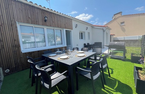 La Roche-sur-Yon House | Maison Chaleureuse et Familiale - Proche de la mer