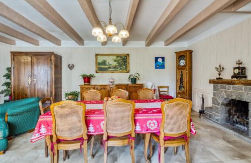 Pordic House | Maison chaleureuse à Pordic avec jardin et cheminée