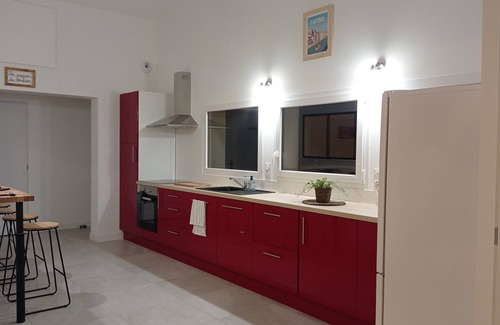 Castres House | Maison Chaleureuse Avec spa et Jardin