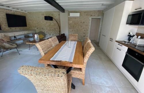 Tramery House | Maison chaleureuse avec piscine et aire de jeux