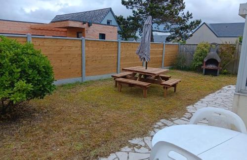 Denneville House | Maison charmante à Port-Bail-sur-Mer, grand jardin clos