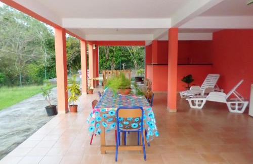 Le Diamant House | Maison charmante au Diamant - Vue jardin - Climatisée