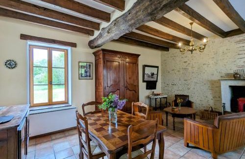 Saulnay House | Maison Charmante avec Étang Privé au Cœur du Berry - FR-1-591-86