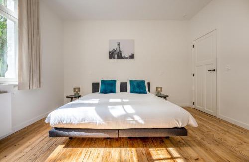 Sint-Kruis House | Maison Chartreuse