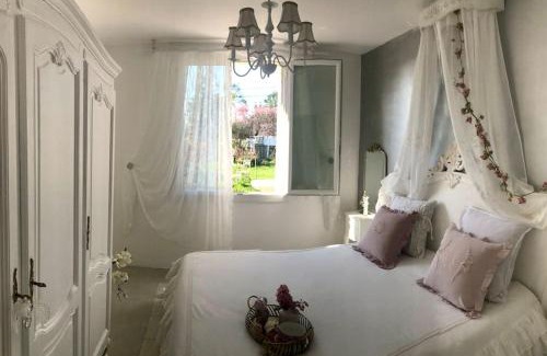 Le Chateau-d'Oleron House | MAISON CHATEAU D'OLERON