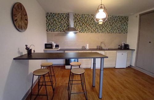 Carhaix-Plouguer House | Maison clarette