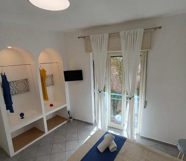 Sorrento Historic Centre Apartment | Maison Clemi