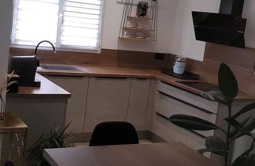 Lunel House | Maison Contemporaine Idéale Pour Famille