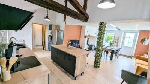 Mesnil-Saint-Pere House | Maison conviviale lac & jardin