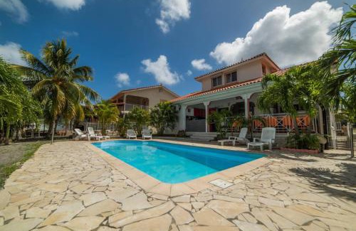 Sainte-Anne House | Maison conviviale à Sainte-Anne avec piscine privée