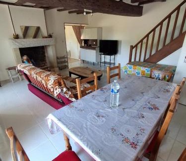 Raslay House | Maison conviviale avec jardin à Raslay, 80 m²