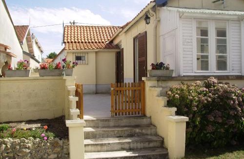 Fouras House | Maison cosy à Fouras, proche plage, animaux acceptés - FR-1-709-80
