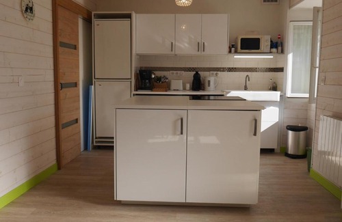 Sauzon House | Maison cosy avec jardin, centre de Sauzon, 200m du port, 3 chambres, WiFi, terrasse et barbecue - FR-1-418-211