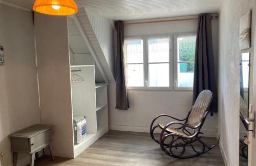 Sauzon House | Maison cosy avec jardin, centre de Sauzon, 200m du port, 3 chambres, WiFi, terrasse et barbecue - FR-1-418-211
