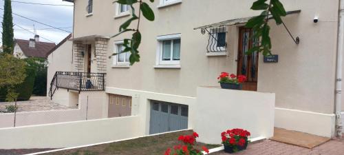 Bigny House | Maison Cosy avec Terrasse à Vallenay
