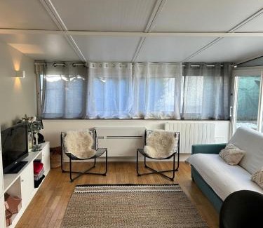 Drancy House | Maison cosy et jardin verdoyant