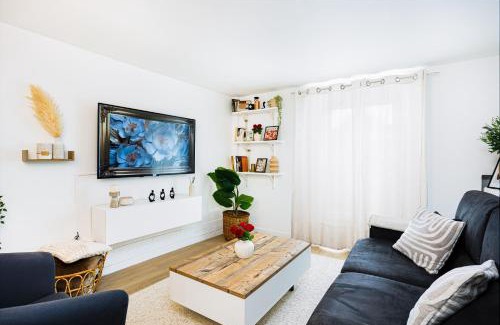 Livry-Gargan House | Maison Cosy Paisible avec Jardin