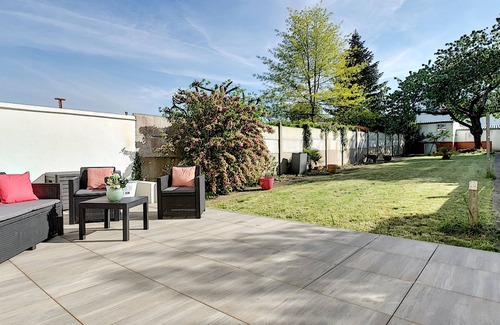 Cholet House | Maison Cozy - Au calme, avec terrasse