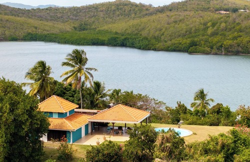 Le Francois House | Maison d'Ô Pointe Thalémont, full sea view & pool