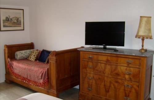 Saint-Hilaire-du-Harcouet Bed & Breakfast | Maison des Isles
