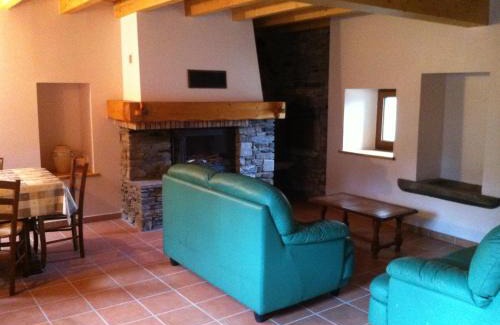 Saint-Pierre-dels-Forcats House | Maison De Caractère En Pierre cal Batlle