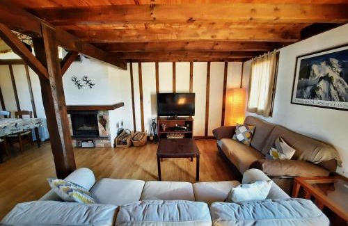 Saint-Pierre-dels-Forcats House | Maison des Isard