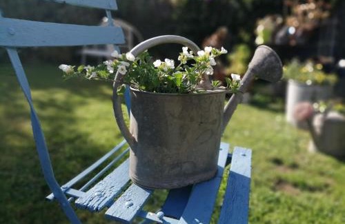 Saint-Quentin-sur-le-Homme Bed & Breakfast | Maison d'hôtes Les Vallées