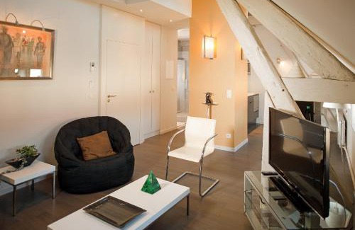 Saint Nicolas - Charles III - Ville vieille - Trois Maisons - Leopold Bed & Breakfast | Maison d'Hôte de Myon