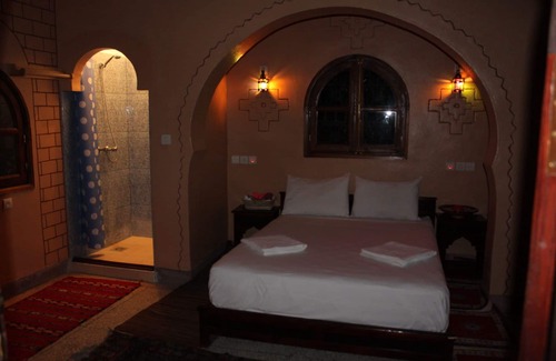Souk Lakhmis Dades House | Maison d'hôte Tizwiyate Dades