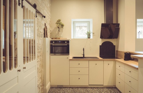 Chablis Cottage | Maison d'hôtes au pied du Bief au coeur de Chablis