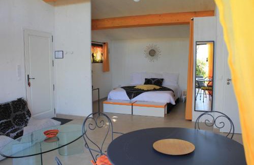 Tourrettes-sur-Loup Bed & Breakfast | Maison d'Hôtes Bleu Azur