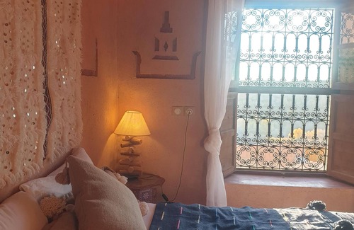 Kelaat M'Gouna House | Maison d'hôtes IZZA