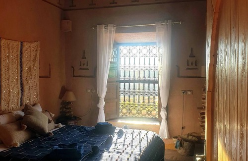 Kelaat M'Gouna House | Maison d'hôtes IZZA