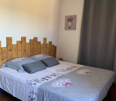 Saint-Leons Bed & Breakfast | Maison d'Hôtes "La Pierre Pointue"
