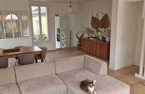 Le Mesnil-le-Roi House | Maison de 131m2 + Dépendance - Proche Paris - Animaux Bienvenus