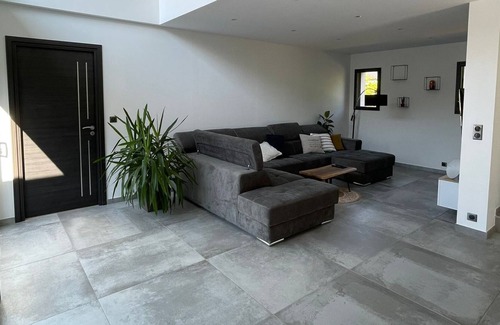 Chambery Villa | Maison de 190m² Sans Vis-à-vis Avec Piscine