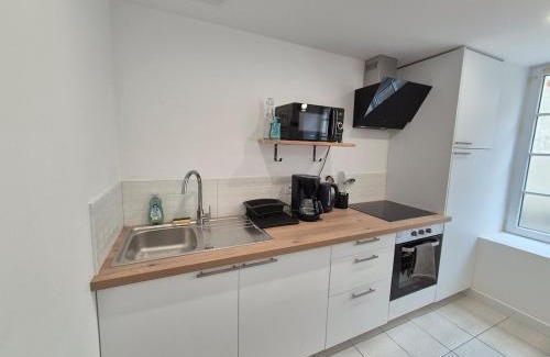 Saint-Amand-sur-Sevre Apartment | Maison de Bourg St Amand 5pers 15min Puy du Fou