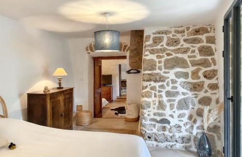 Saint-Julien-de-la-Nef House | Maison de charme avec piscine partagée à Saint-Julien-de-la-Nef