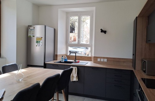 La Beaume House | Maison de Campagne Entièrement Rénovée