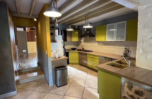 Camelas House | Maison de Campagne Familiale Avec Grande Piscine