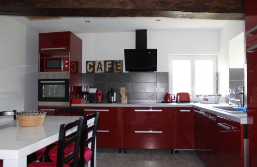 Montcaret House | Maison de Campagne Rénovée de 140m², Pouvant Accueillir 6 Personnes