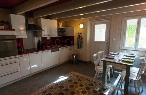 Le Palais House | Maison de charme au cœur du Palais avec jardin, proche commerces et plage - FR-1-418-77