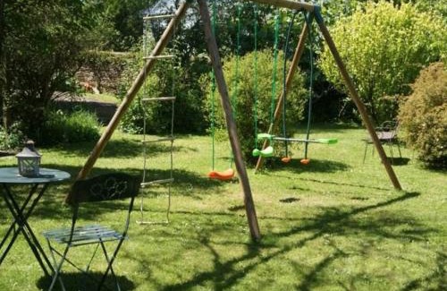 Bouvron House | Maison de Charme avec Jardin, Vélos et Jeux pour Enfants à Bouvron - FR-1-306-838